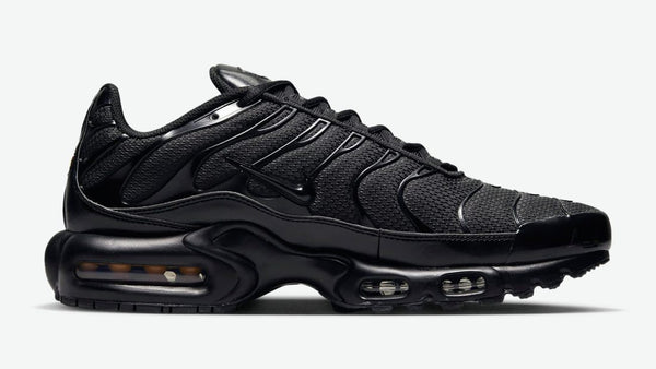 Nike tn full black